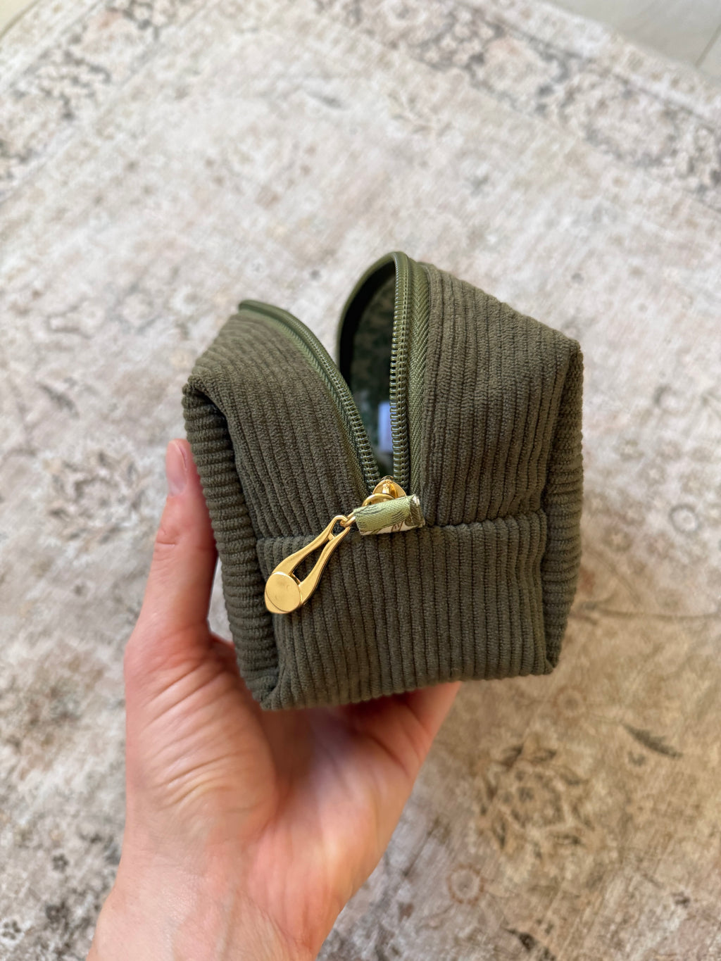 Corduroy Boxy Pouch