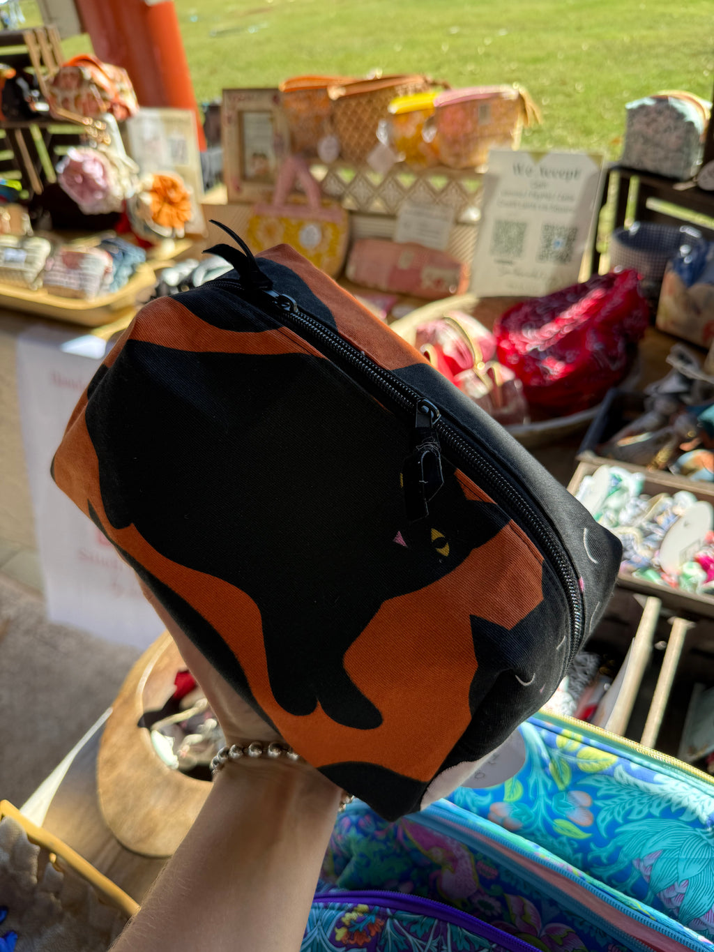 Halloween Quilted Open-Up Pouch – Swedish Cat Fabric
