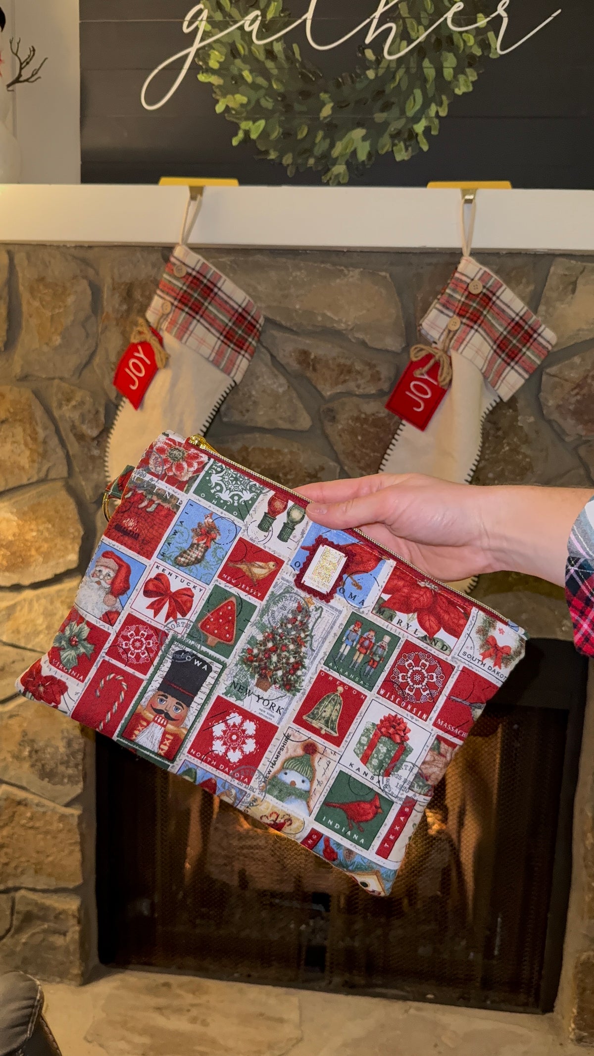 Festive Holiday Zip Pouch – Handmade Makeup Bag, Travel Organizer, Gift Pouch