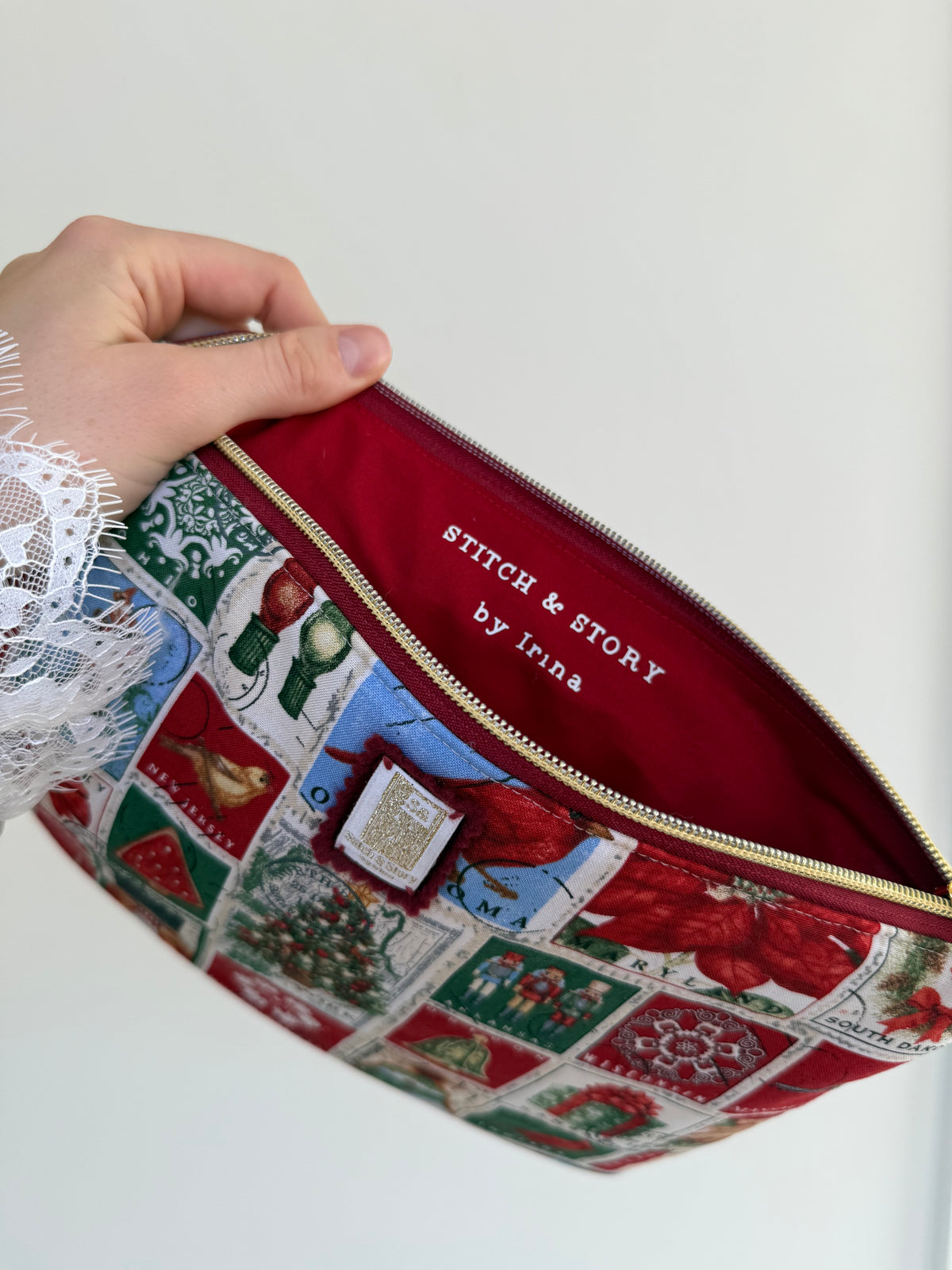 Festive Holiday Zip Pouch – Handmade Makeup Bag, Travel Organizer, Gift Pouch